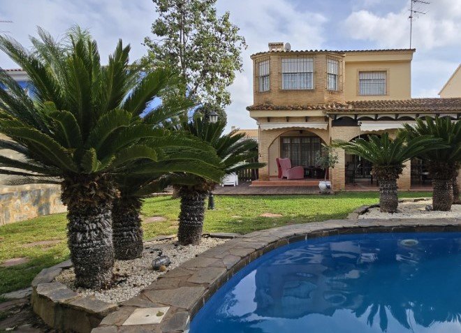 Property 2299 - Photo 1