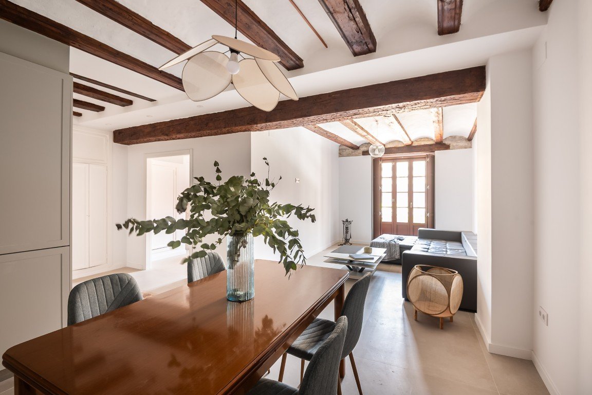 Property 2393 - Photo 1