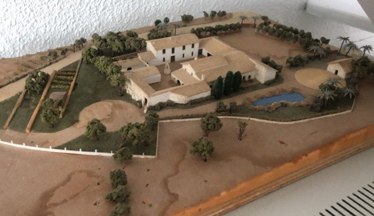 Masia op het Platteland van Valencia