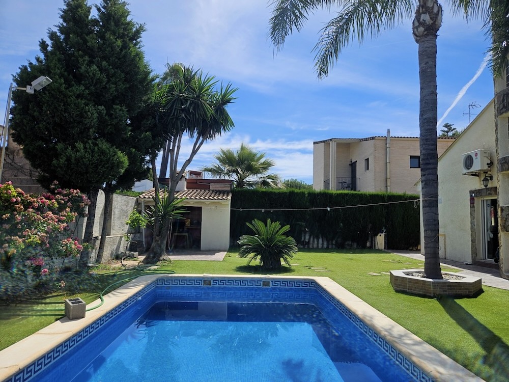 Life in La Eliana
